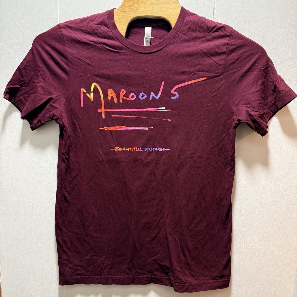 Maroon 5 Beautiful Mistakes Concert Tour T-Shirt Size‎ Large Short Sleeve Maroon